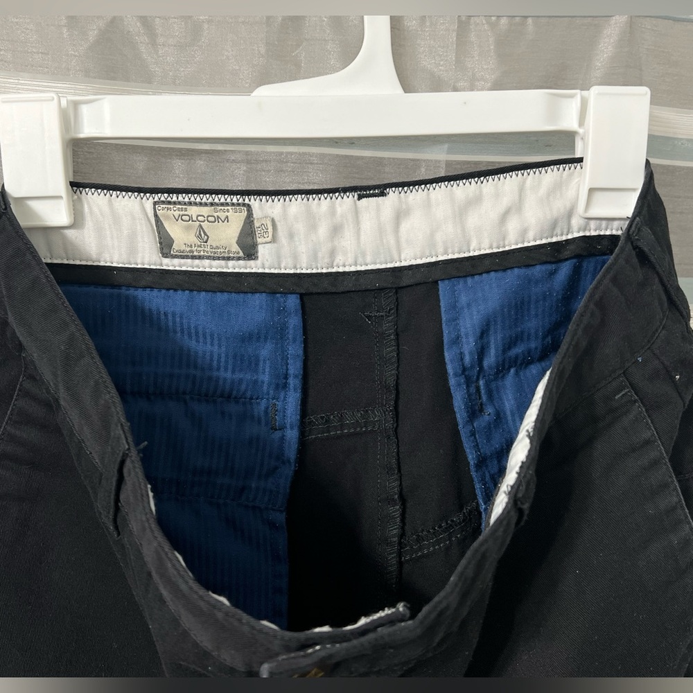 Volcom Black Chino Shorts - Picture 7 of 13